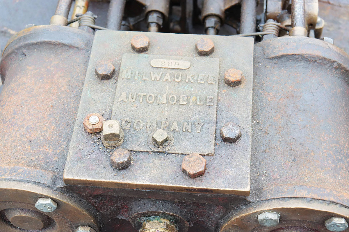 Milwaukee steam car engine