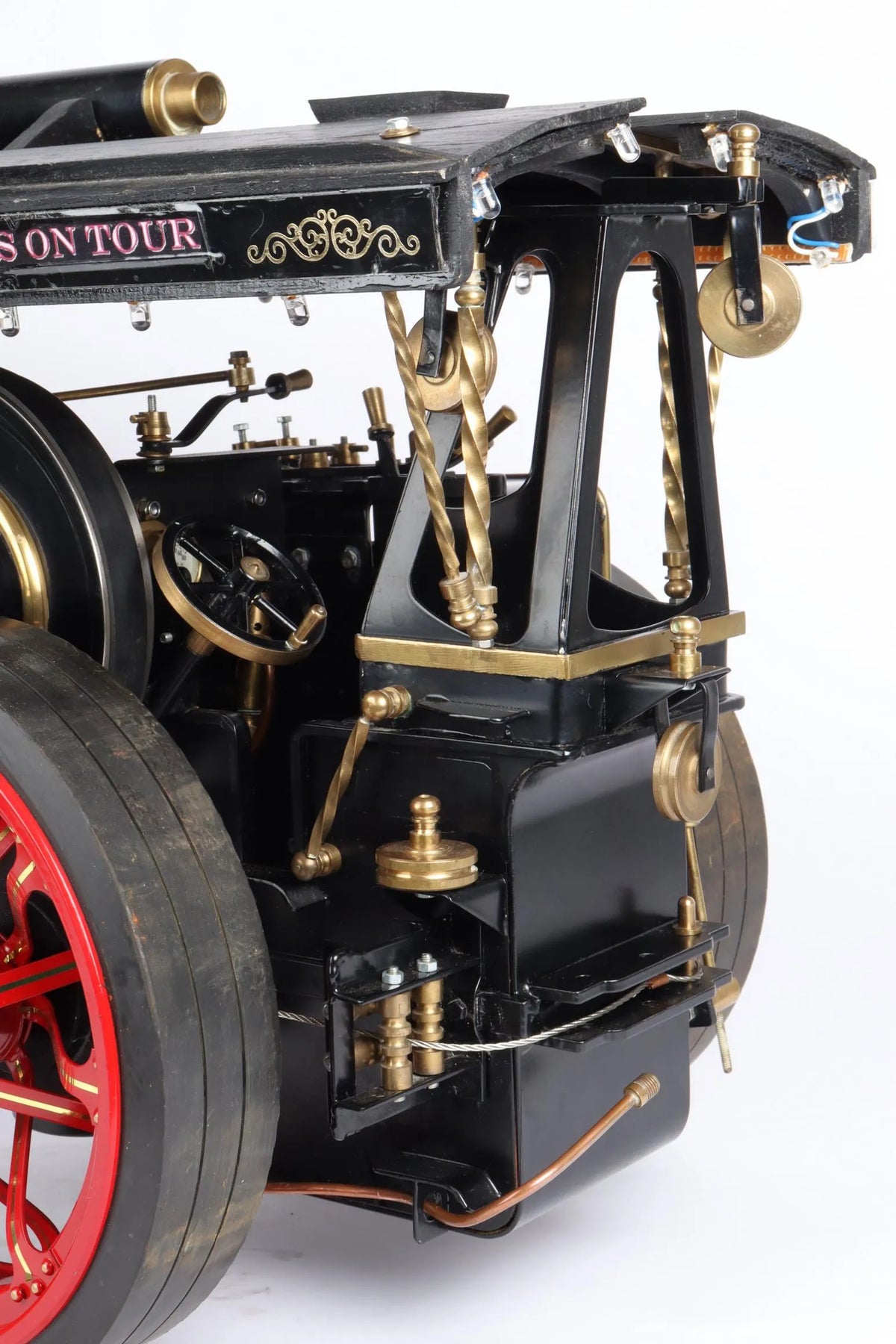 1/10 scale Markie gas-fired Showmans engine