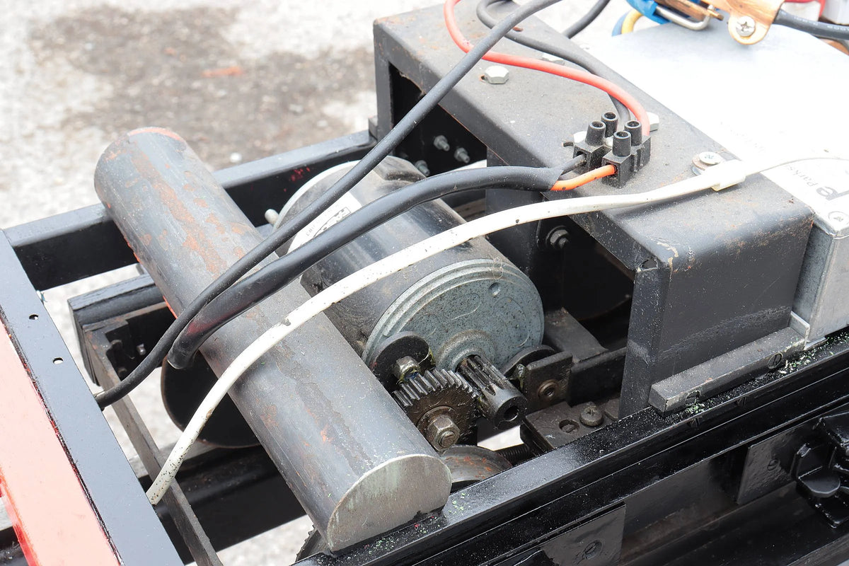 5 inch gauge LNER ES1 battery electric