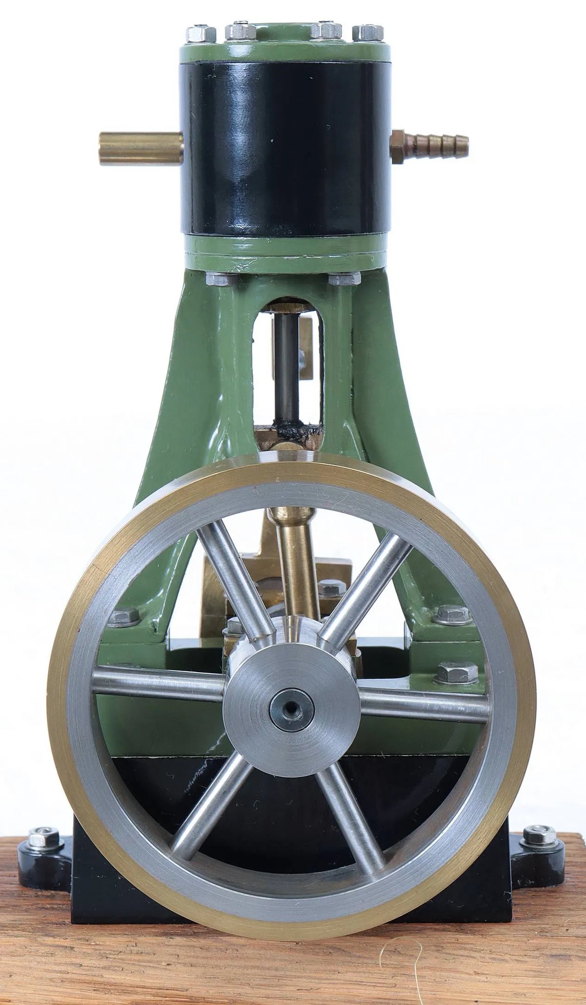 10V-style engine