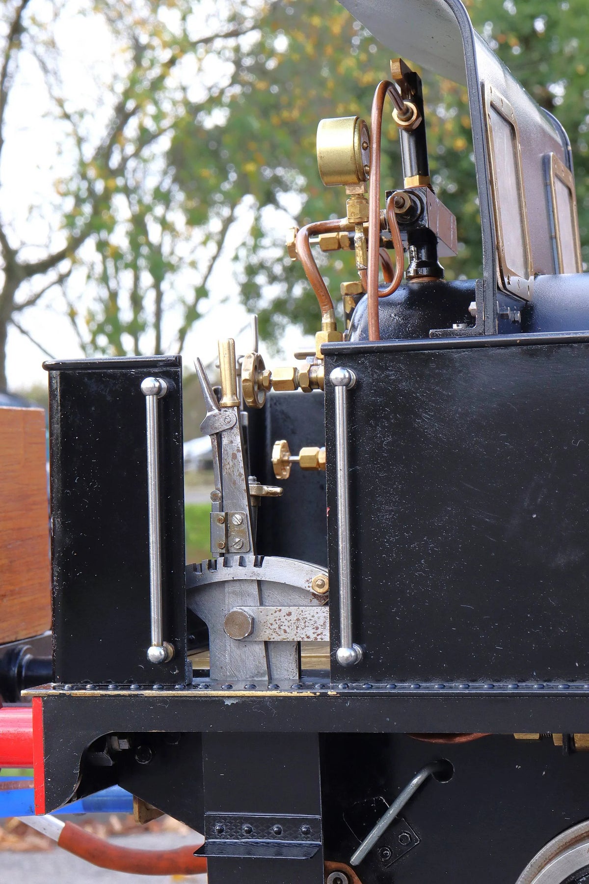 5 inch gauge "Tich" 0-4-0T with tender