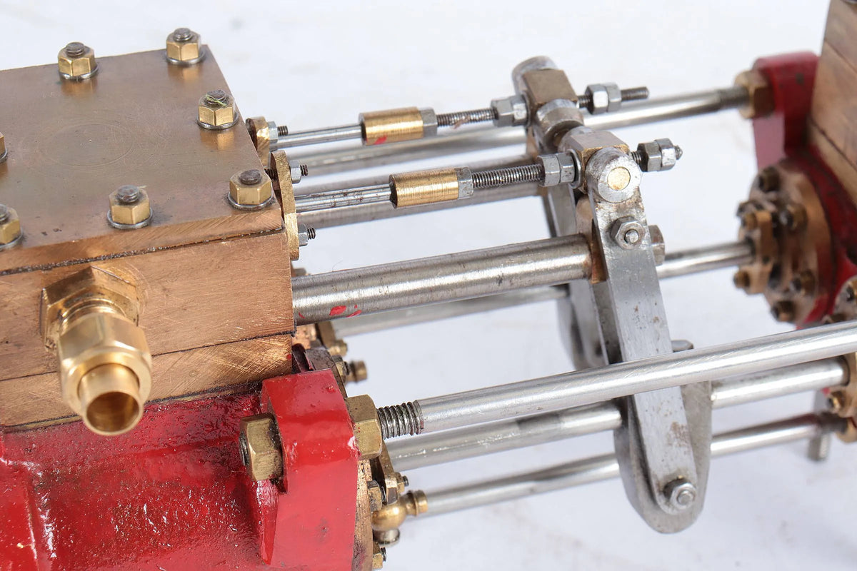 Duplex steam pump
