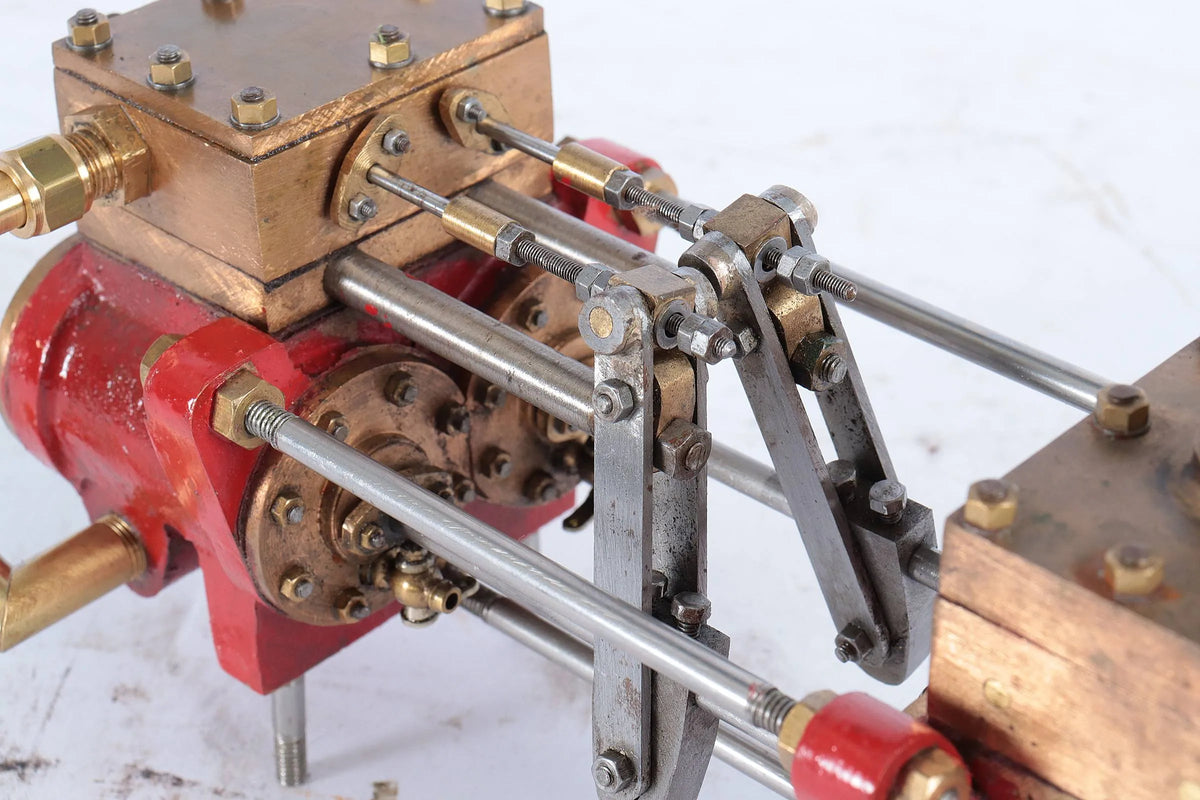 Duplex steam pump