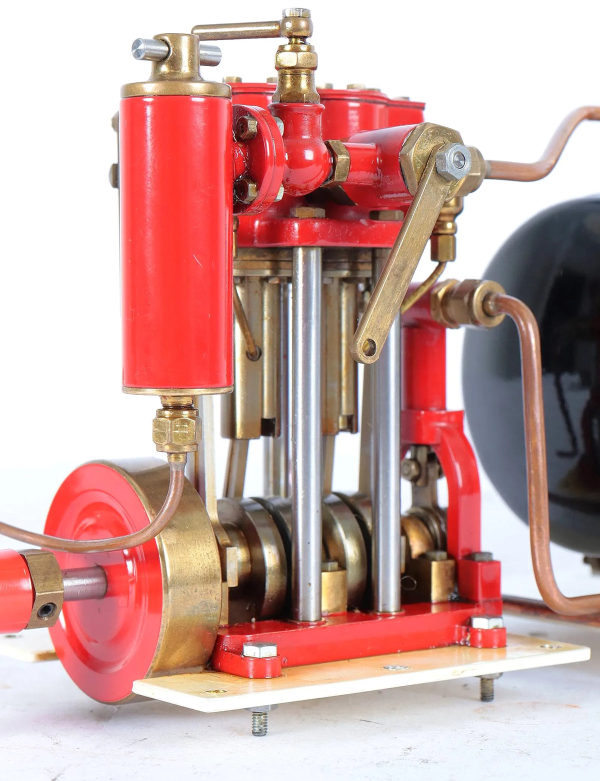 Maxwell Hemmens "Max II" steam plant