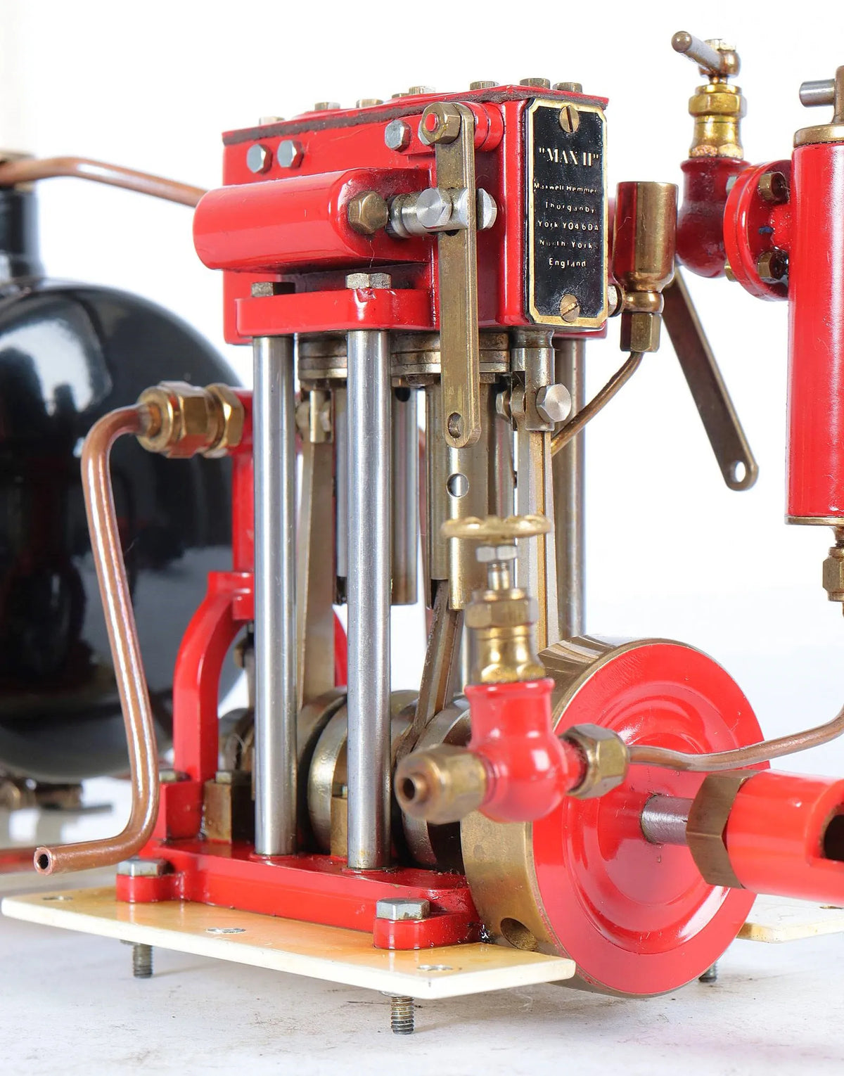 Maxwell Hemmens "Max II" steam plant