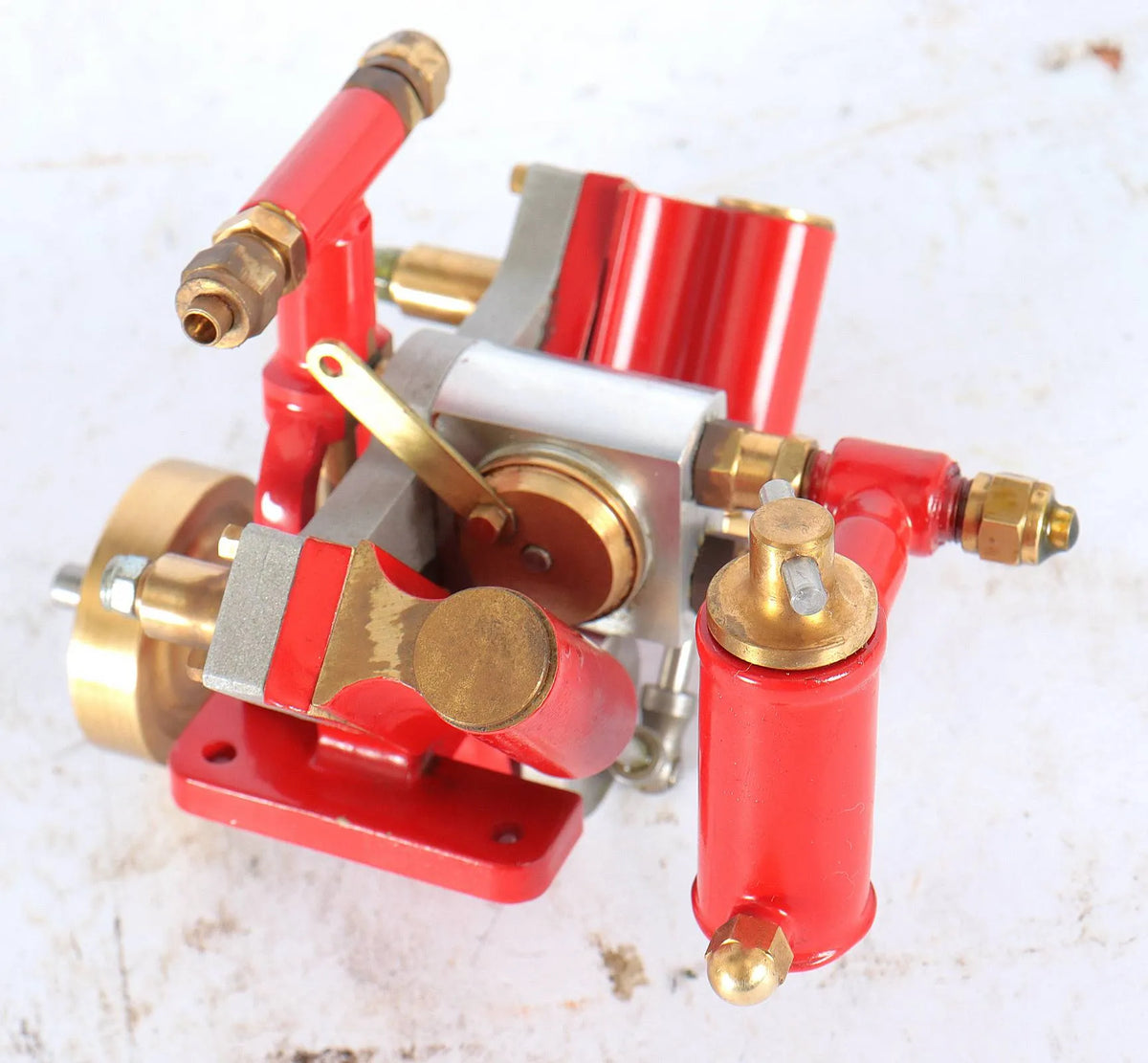 Maxwell Hemmens V-twin engine