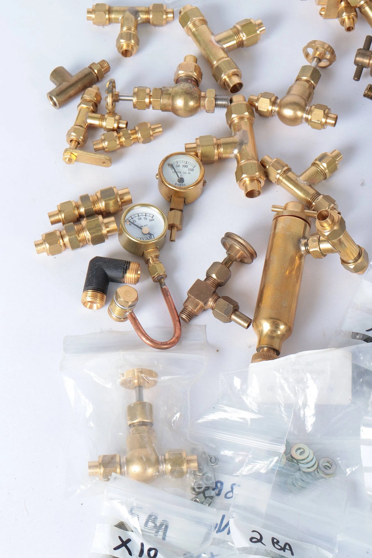 Quantity of boiler fittings, pumps and other parts