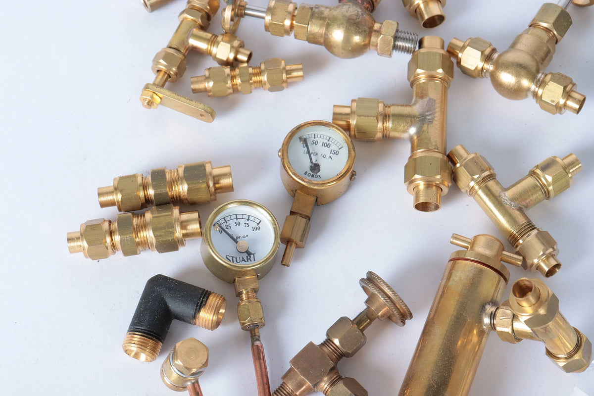 Quantity of boiler fittings, pumps and other parts