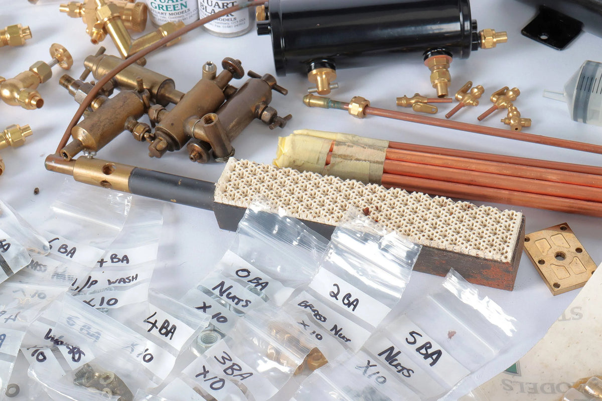 Quantity of boiler fittings, pumps and other parts