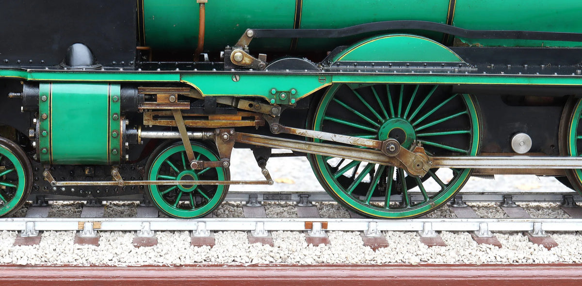 3 1/2 inch gauge Southern "Schools" 4-4-0