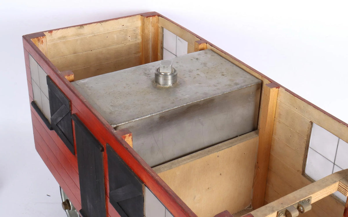 1 1/2 inch scale living van with water tank