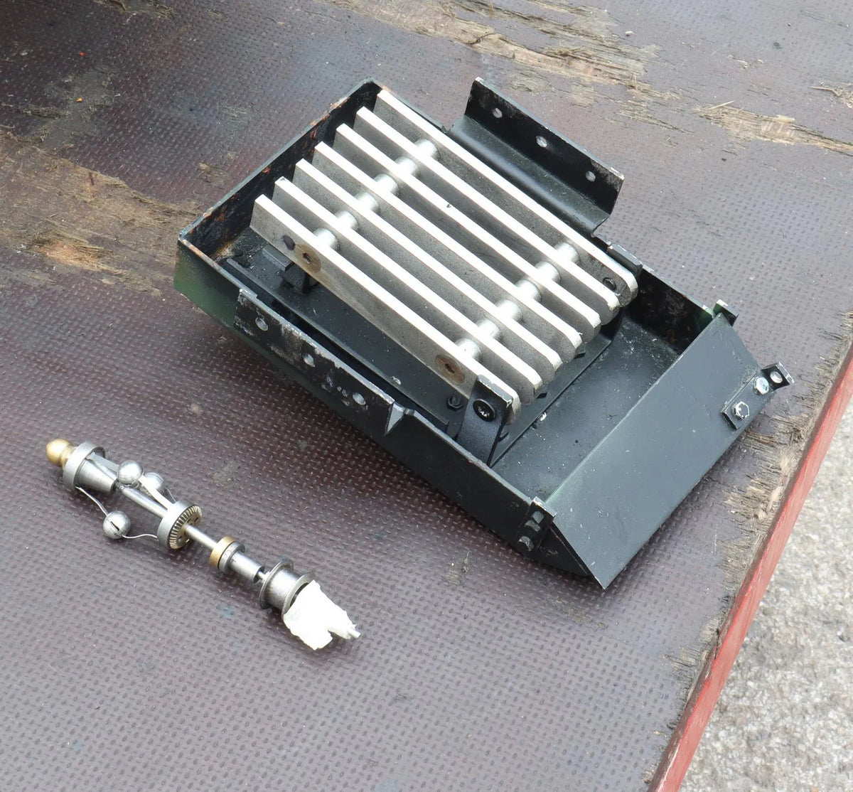 2 inch scale Allchin agricultural engine