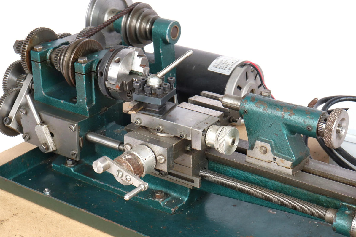 Perris lathe