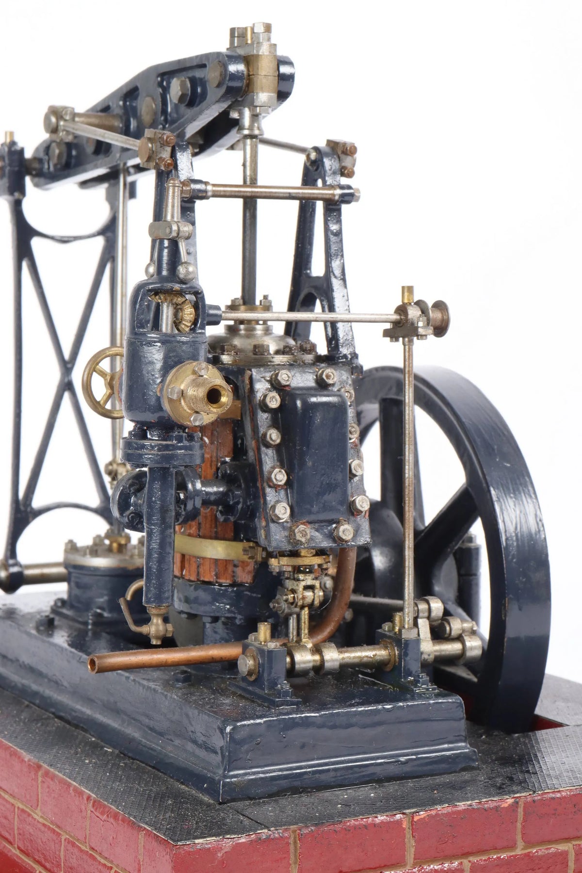 Half beam engine