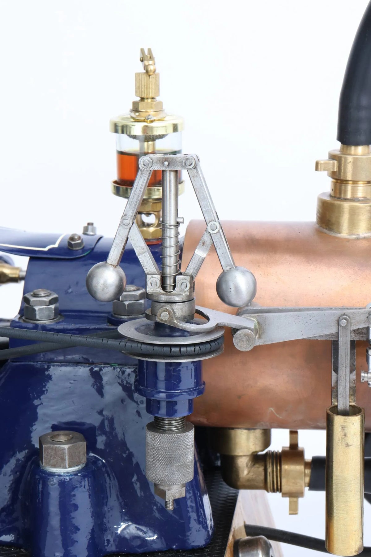 R&B gas engine