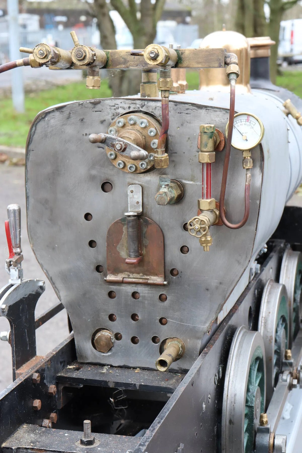 5 inch gauge 2-6-2T with commercial boiler