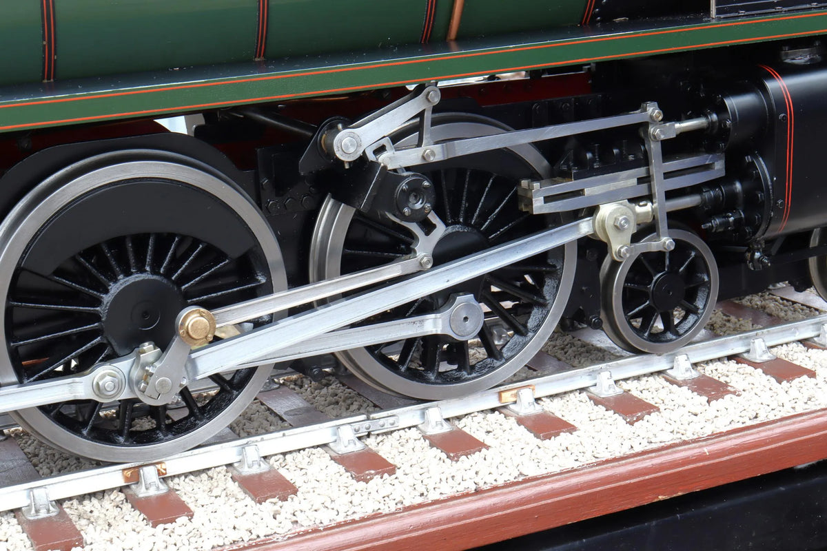 3 1/2 inch gauge BR Standard Class 7 "Britannia" 4-6-2