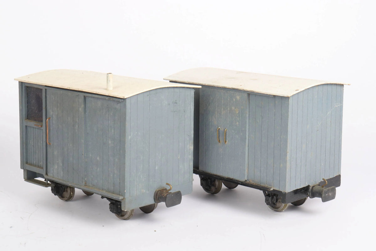 32mm radio controlled diesel shunter with rolling stock