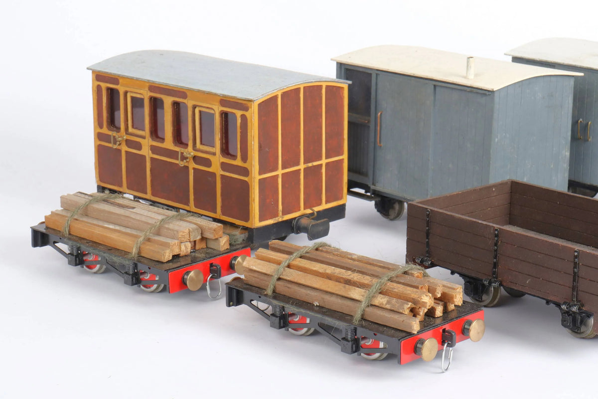 32mm radio controlled diesel shunter with rolling stock