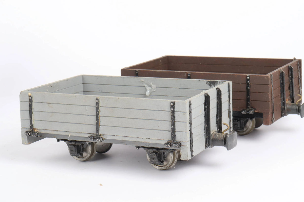 32mm radio controlled diesel shunter with rolling stock
