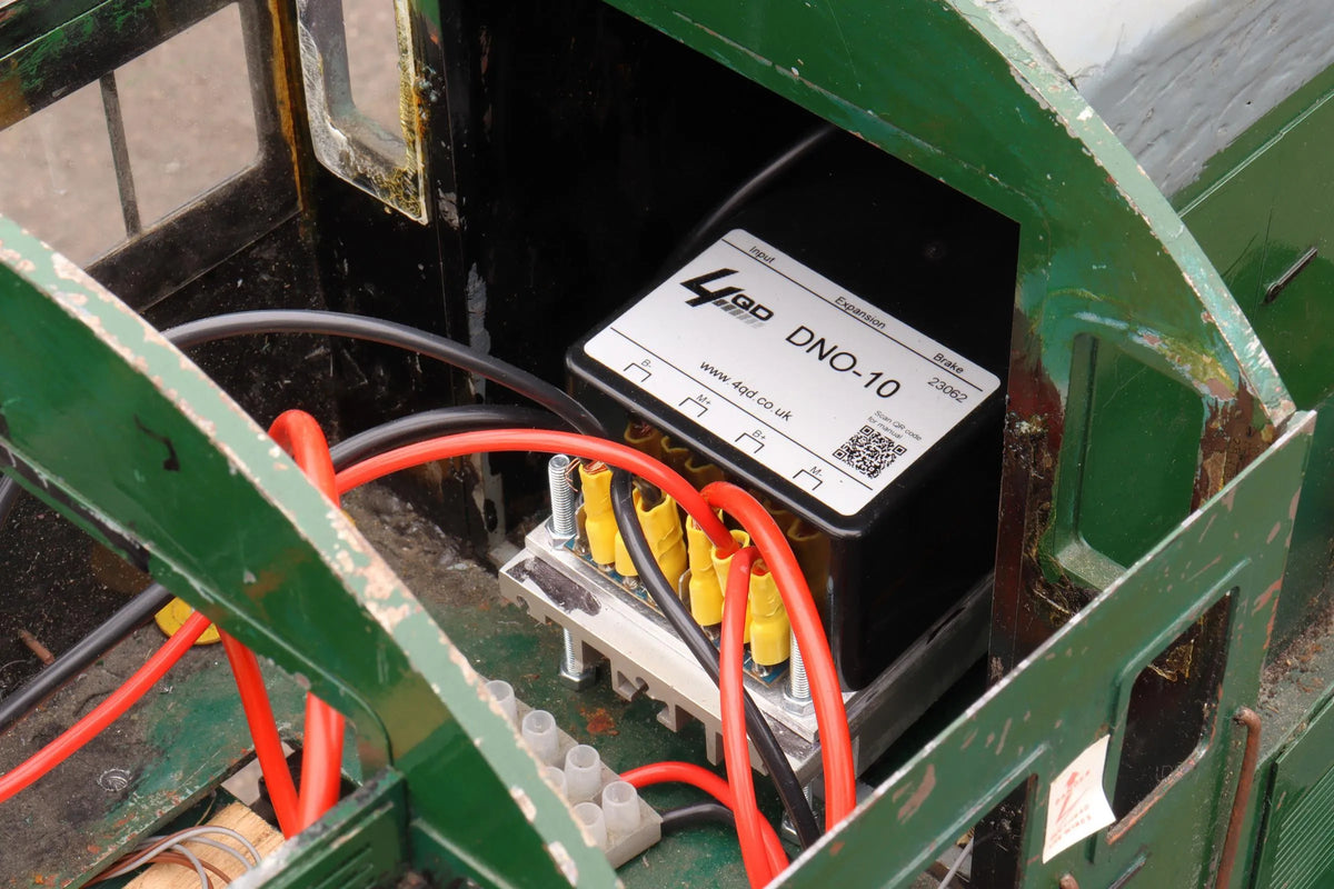 5 inch gauge Class 15 battery-electric