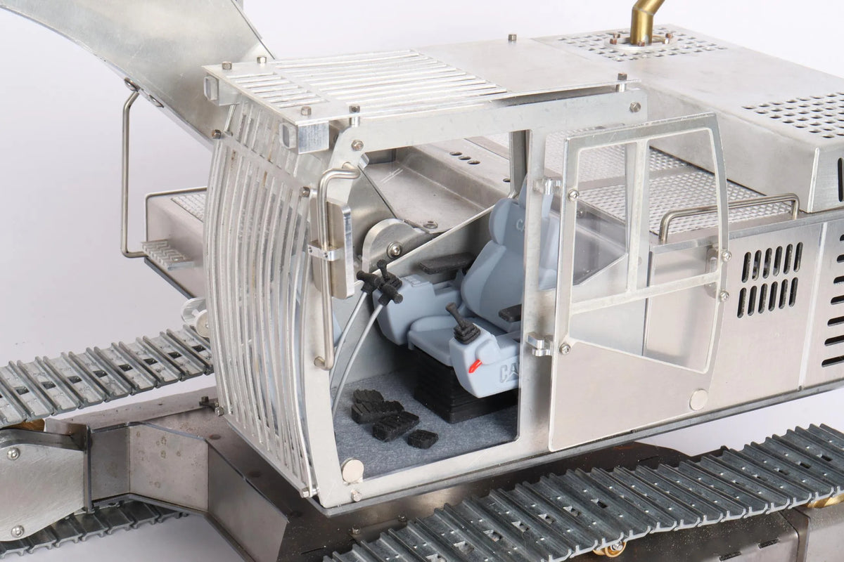 1/14 scale RC Magom 330d excavator