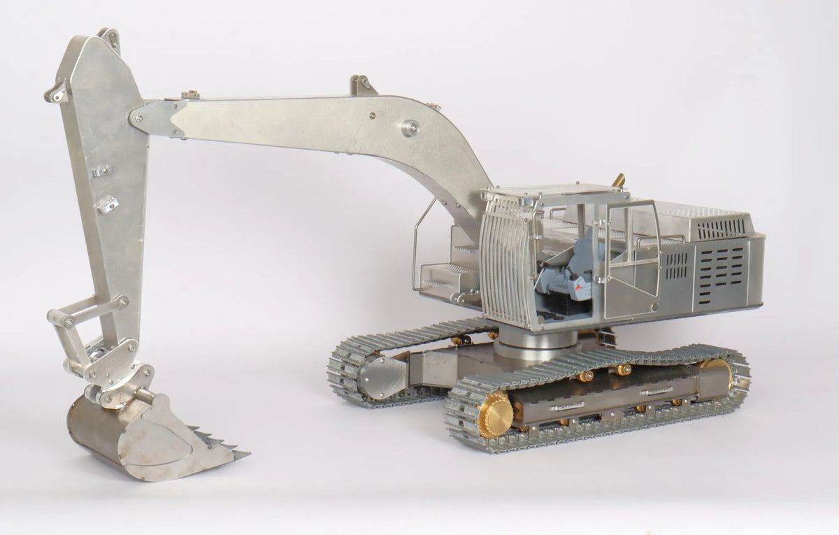 1/14 scale RC Magom 330d excavator