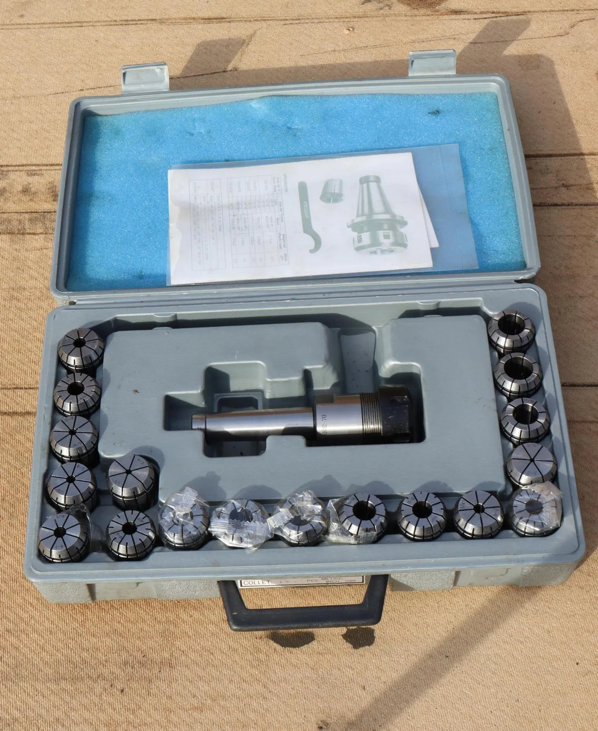 Chester milling machine with stand and accessories