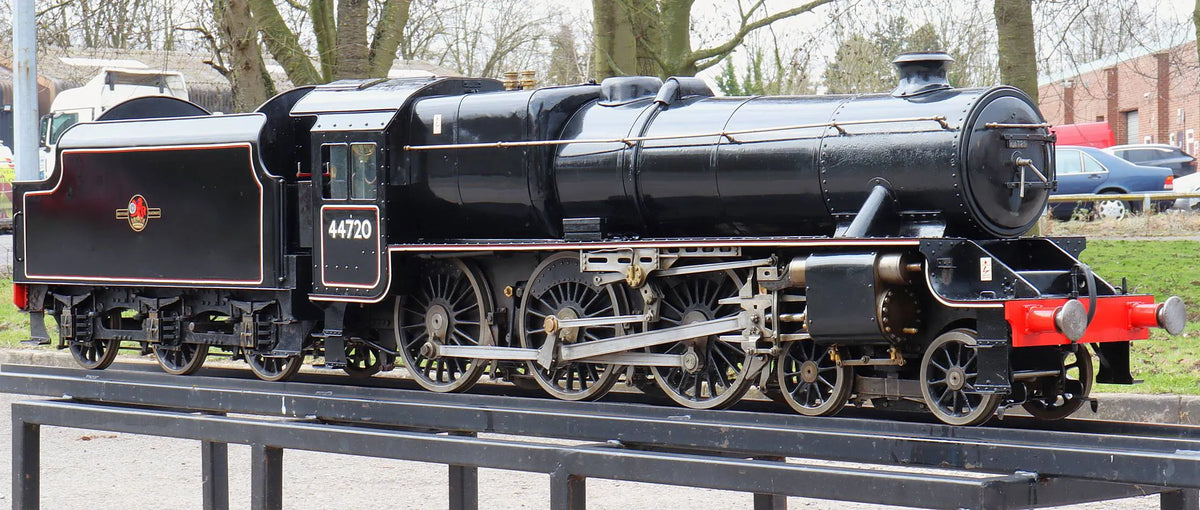 7 1/4 inch gauge LMS Black 5 4-6-0
