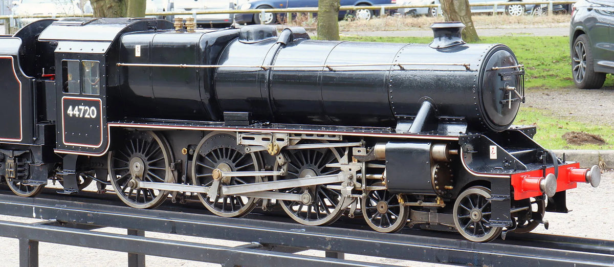 7 1/4 inch gauge LMS Black 5 4-6-0