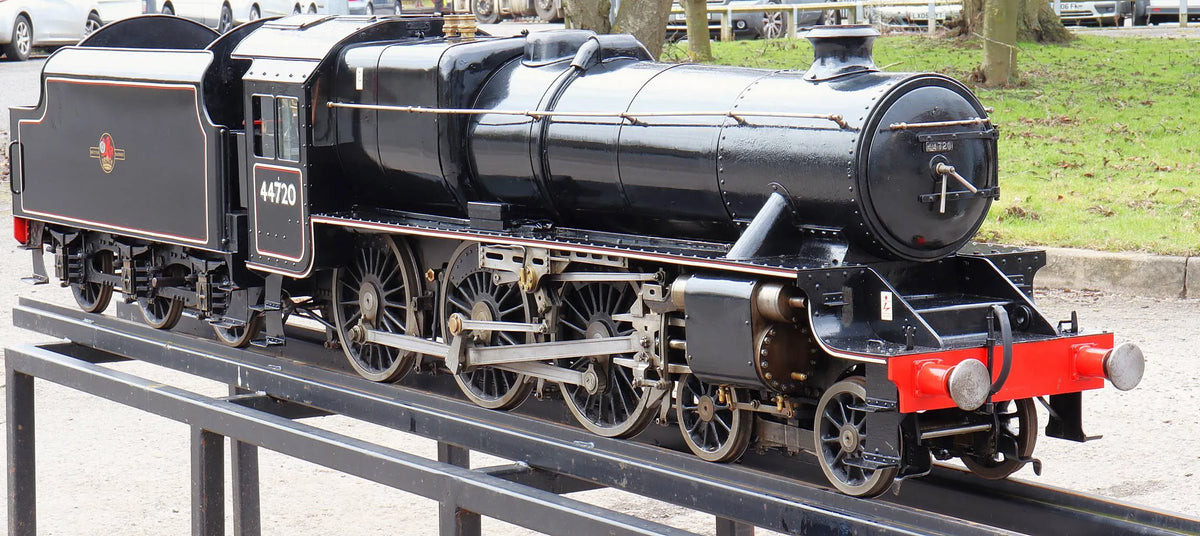 7 1/4 inch gauge LMS Black 5 4-6-0