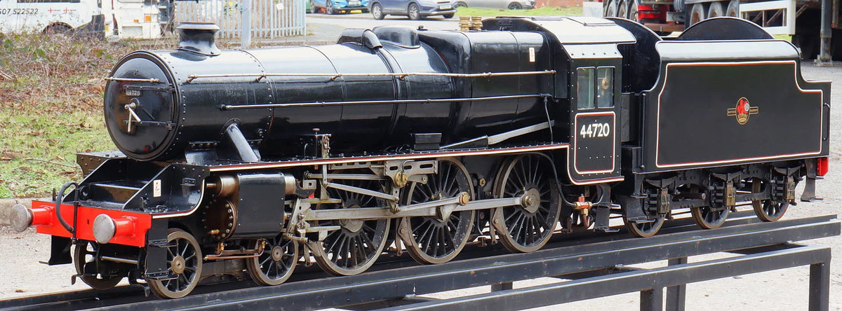 7 1/4 inch gauge LMS Black 5 4-6-0