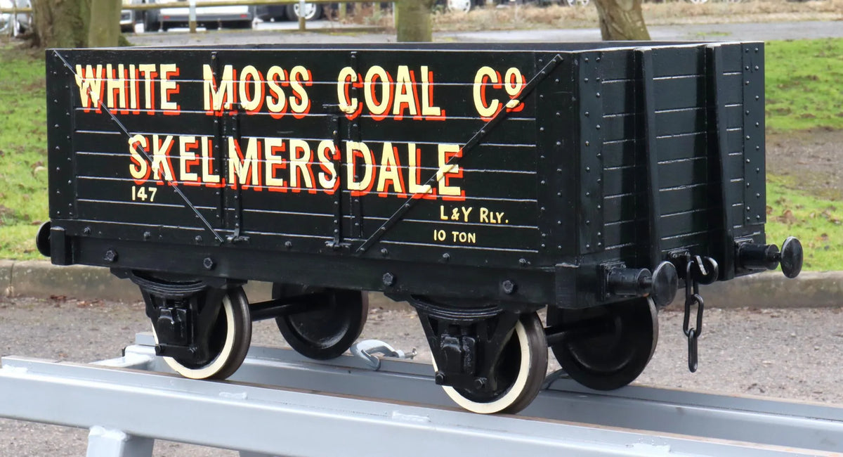 7 1/4 inch gauge private owner wagon