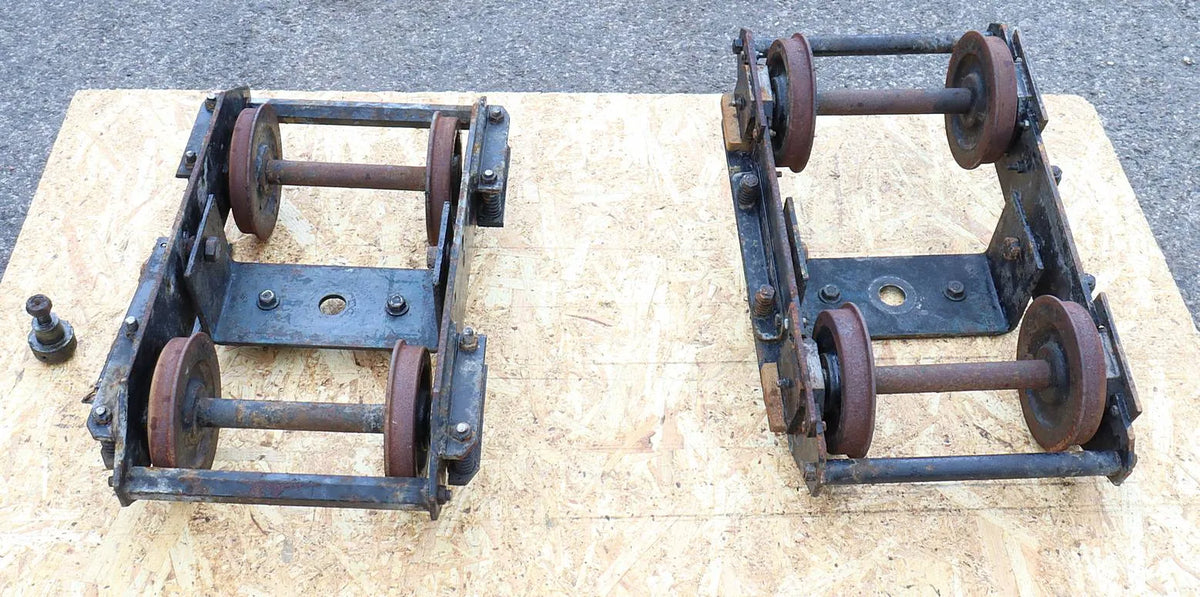 Four 7 1/4 inch gauge bogies