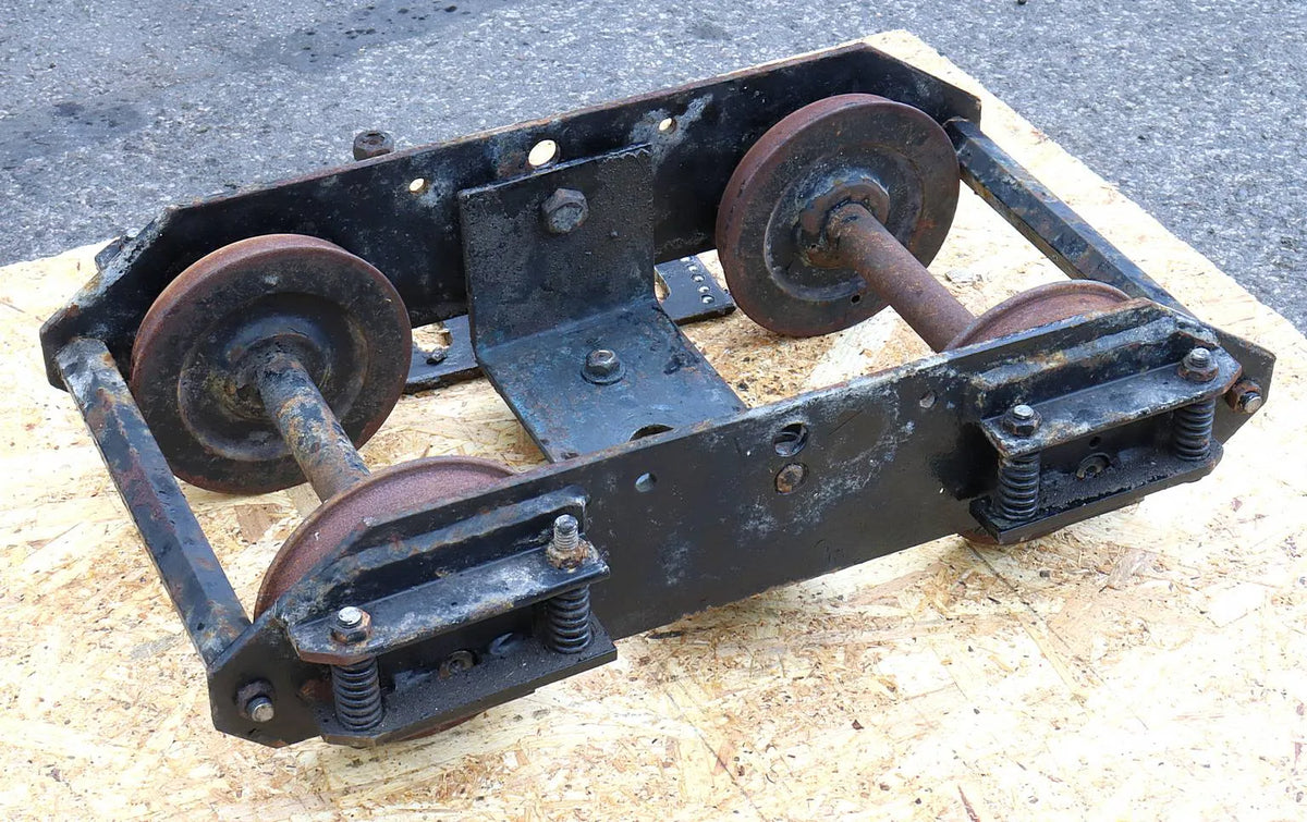 Four 7 1/4 inch gauge bogies