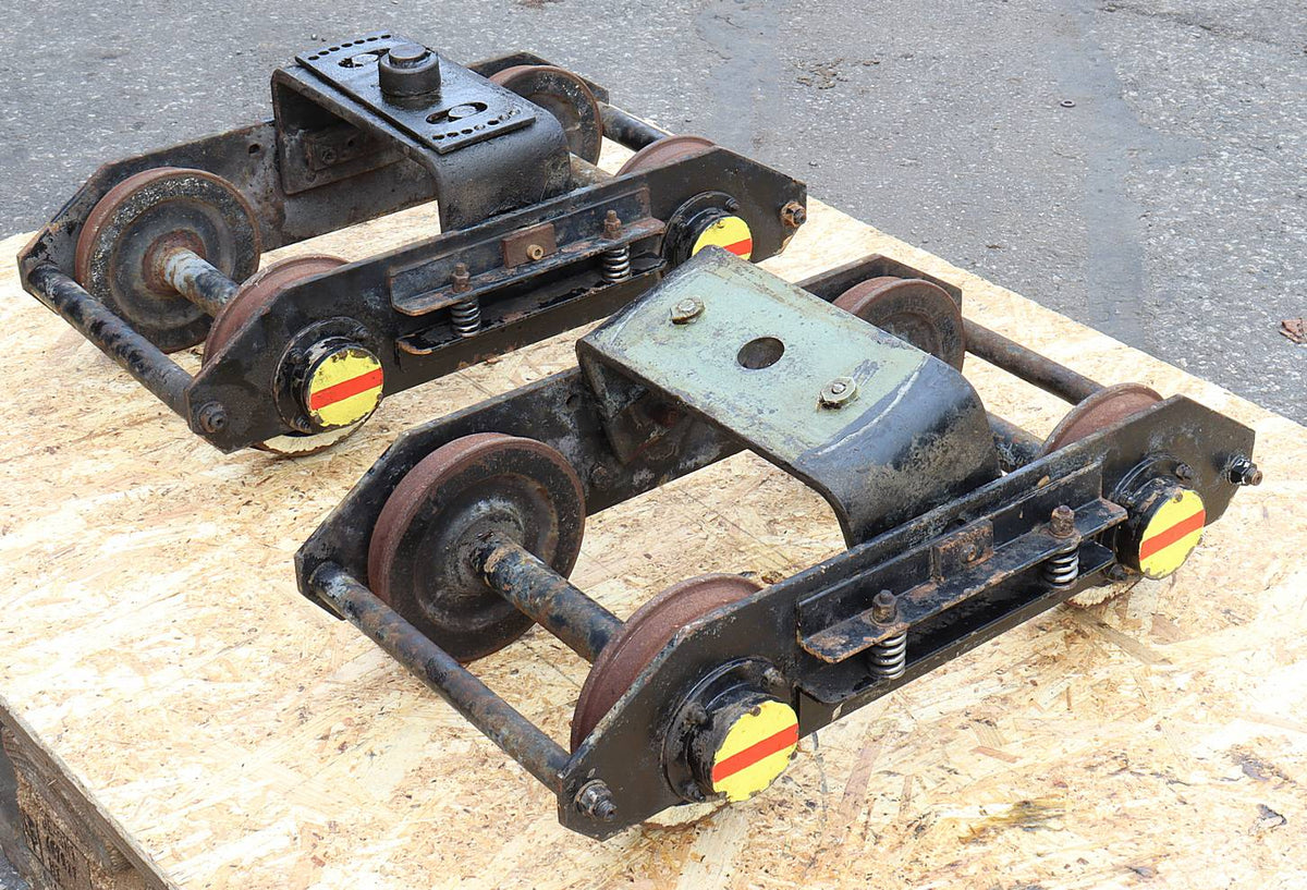 Four 7 1/4 inch gauge bogies