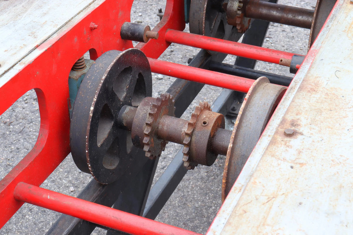 7 1/4 inch narrow gauge petrol mechanical shunter