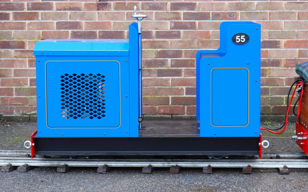 7 1/4 inch gauge Phoenix "Tug" with tender