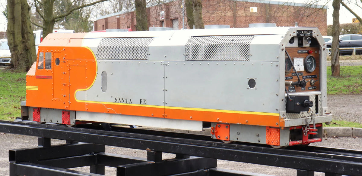 5 inch gauge Santa Fe battery electric