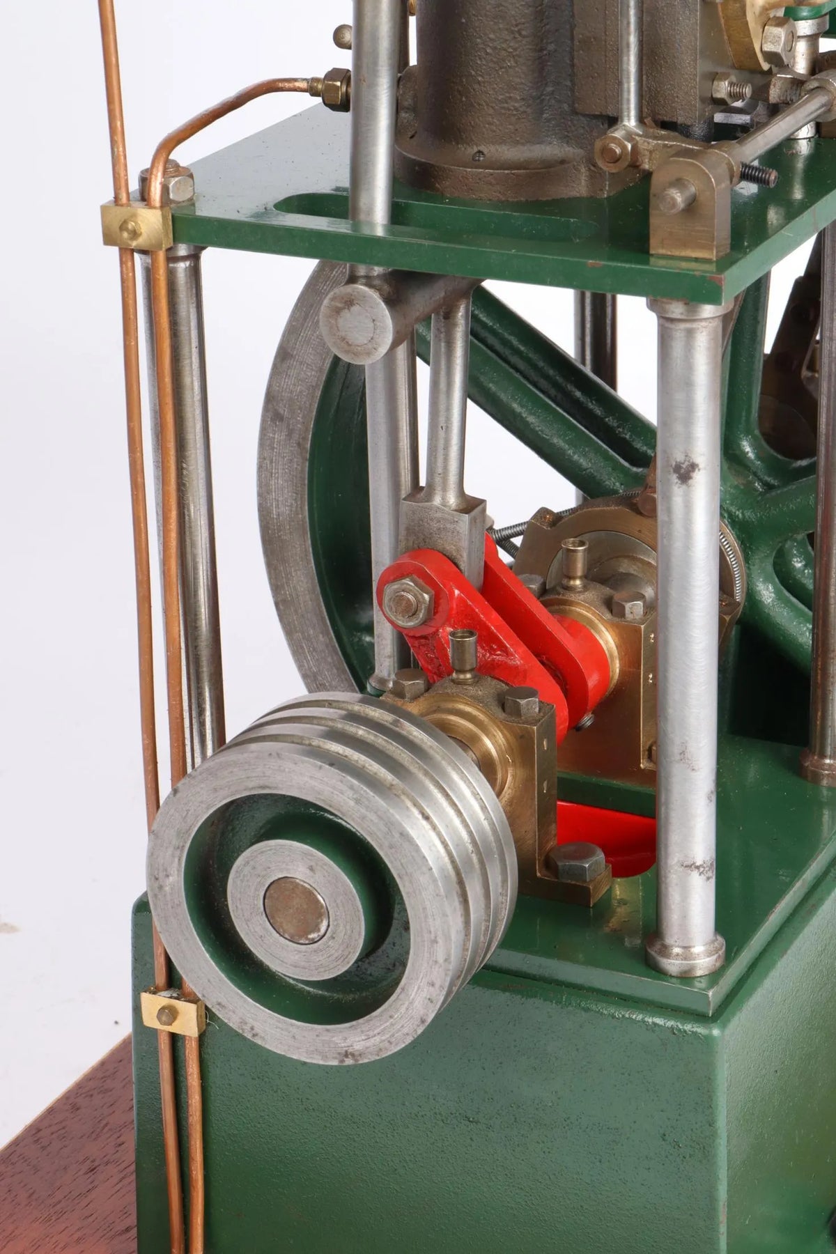 Twin Stuart "James Coombes" table engine