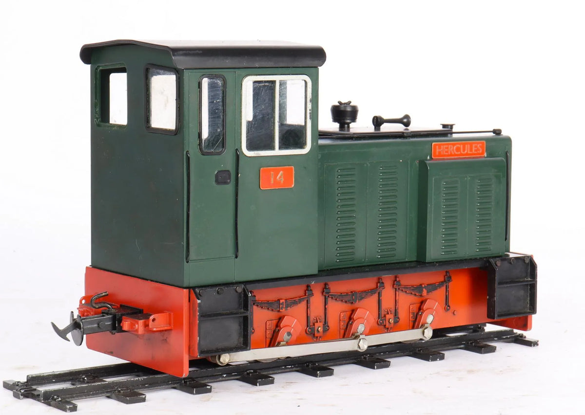 32mm gauge Accucraft Baguley Drewry 0-6-0 diesel