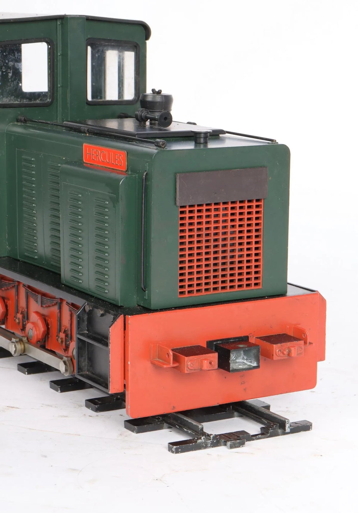 32mm gauge Accucraft Baguley Drewry 0-6-0 diesel