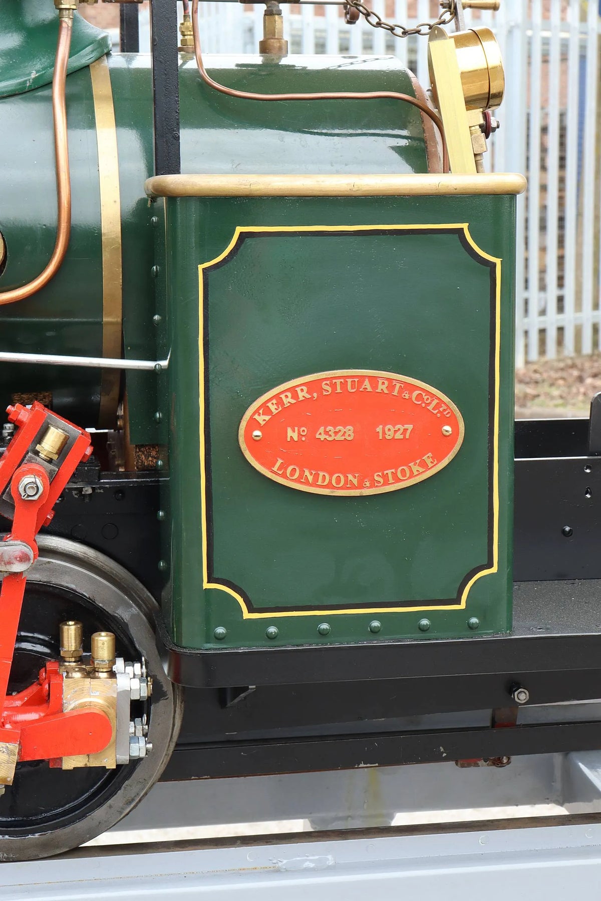 7 1/4 inch gauge Kerr Stuart "Wren" 0-4-0 ST