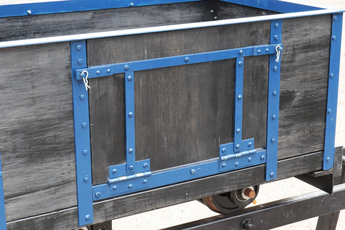 7 1/4 inch narrow gauge braked wagon