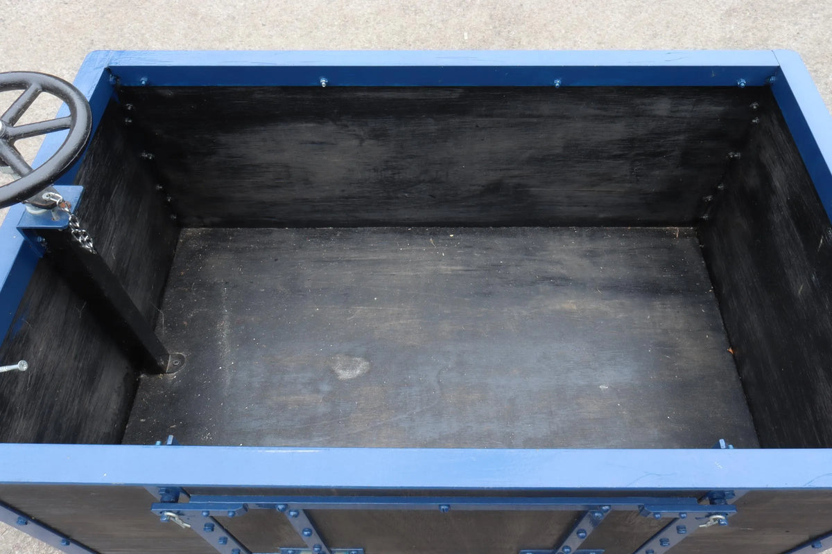 7 1/4 inch narrow gauge braked wagon