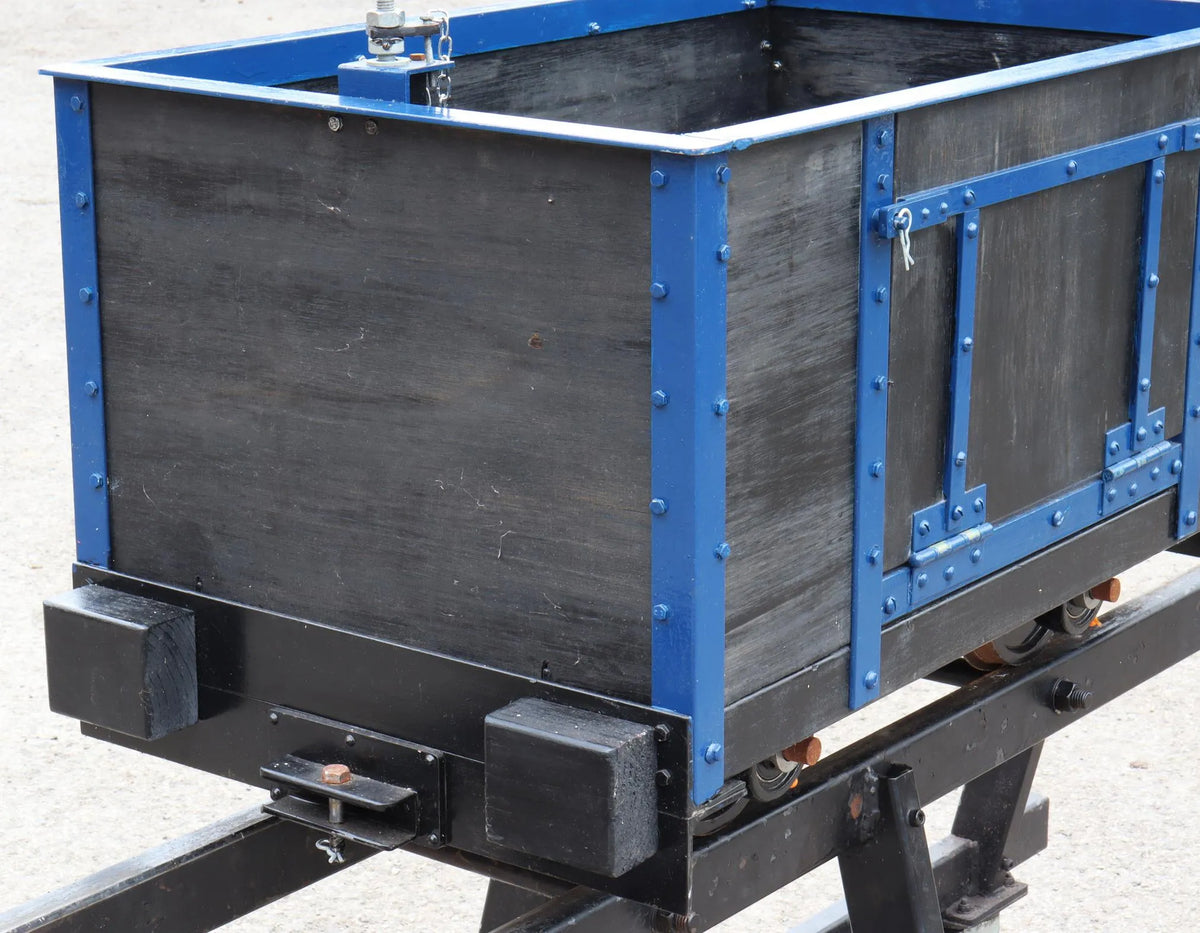 7 1/4 inch narrow gauge braked wagon