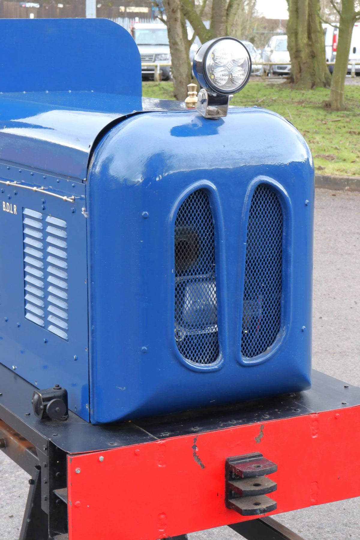 7 1/4 inch narrow gauge petrol hydraulic shunter