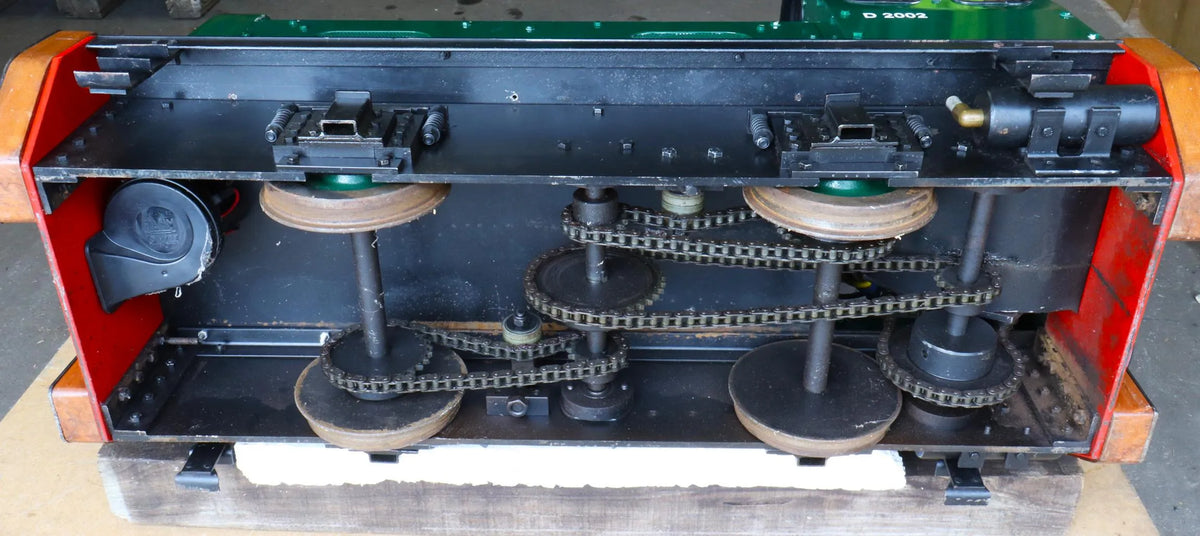 7 1/4 inch gauge Vulcan battery-electric shunter
