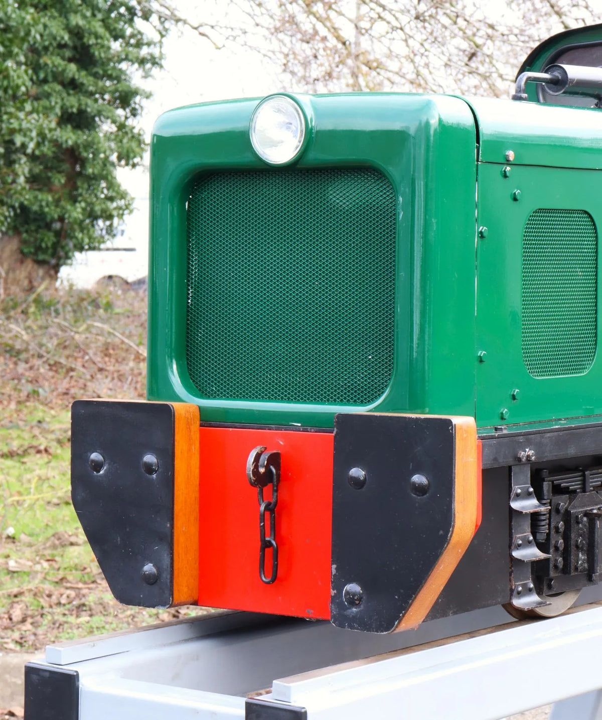 7 1/4 inch gauge Vulcan battery-electric shunter
