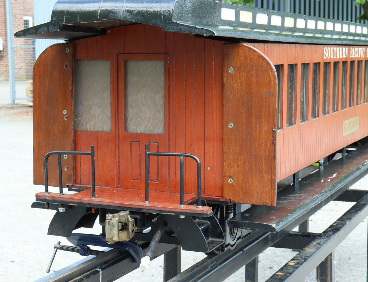 7 1/4 inch gauge Southern Pacific coach "Oregon"